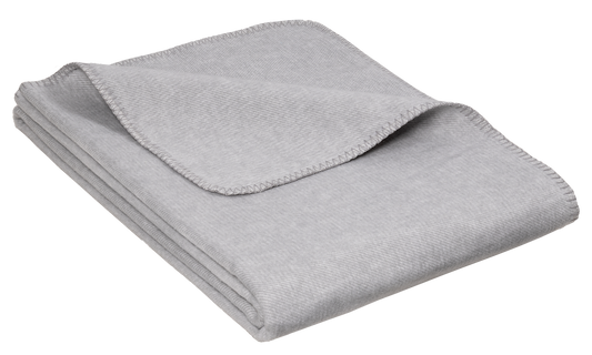 Kuscheldecke „Meliz“ sharkskin Jacquard-Wohndecke 100% Baumwolle aus kontrolliert biologischem Anbau ca.150x200 cm / ca.320g/m²