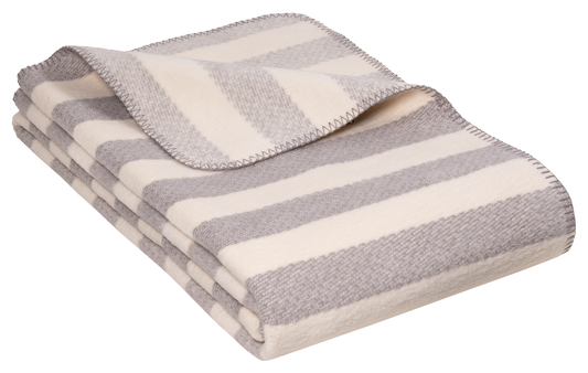Kuscheldecke „Ida“ titan 150 x 220cm mit ca. 450g/m², Bio-Baumwolle